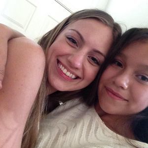 Meet your Posher, Fatima